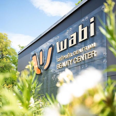 Wabi Hotel - Beauty & Dental Center 쇼프론 외부 사진